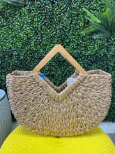 Load image into Gallery viewer, Isabella Wooden Handle Straw Tote Bag
