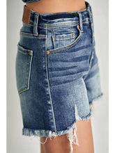Load image into Gallery viewer, Dark Wash Stretch Button Fly Shorts - curvy
