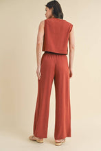 Load image into Gallery viewer, Burl Wood Linen Pant
