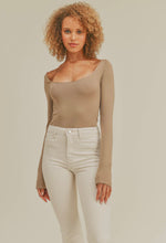 Load image into Gallery viewer, Sand Essential Scoop Neck Bodysuit
