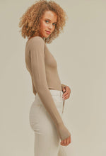 Load image into Gallery viewer, Sand Essential Scoop Neck Bodysuit
