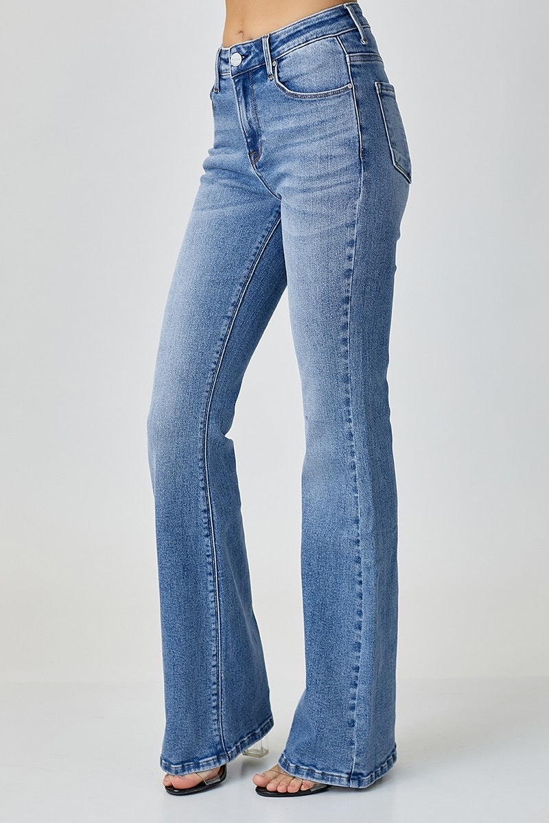 Mid Rise Basic Flare Jeans
