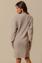 Load image into Gallery viewer, Big Front Pocket Ribbed Sweater Dress
