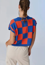 Load image into Gallery viewer, Checkered Sweater Top
