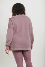 Load image into Gallery viewer, Long Sleeve Waffle Knit - Curvy
