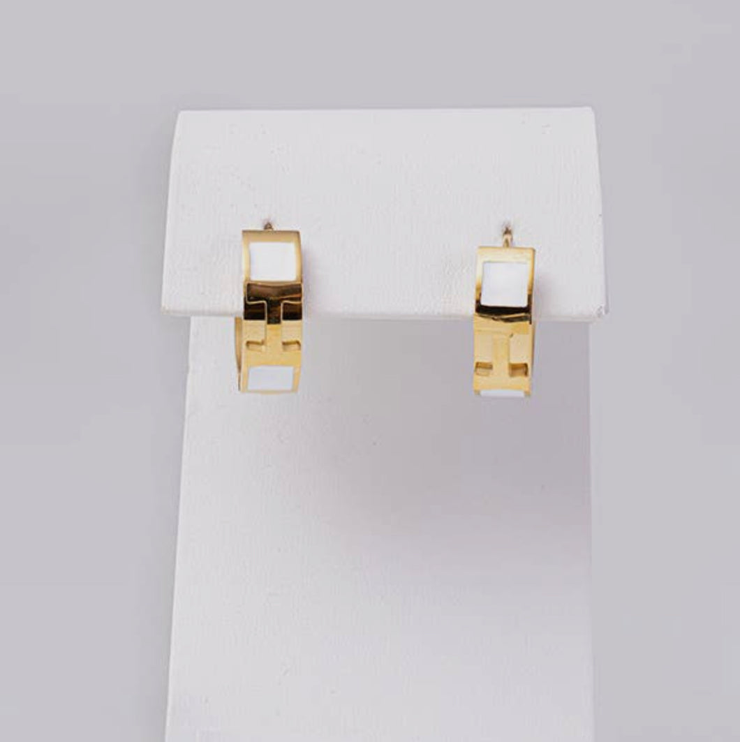 HD2 White + Gold H Statement Earring