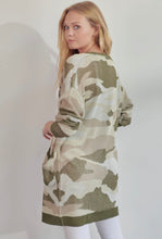 Load image into Gallery viewer, Soft Camo Cardigan with Pockets
