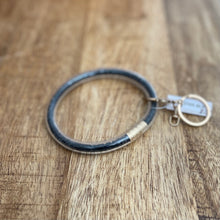 Load image into Gallery viewer, Jelly Bangle Key Chain
